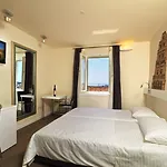 Maison d'hôtes La Porta Luxury 4*