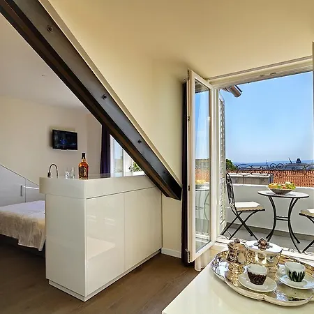 La Porta Luxury Gostinjska kuća Split
