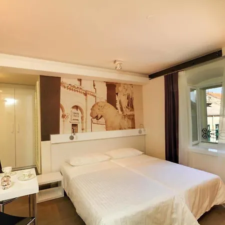 La Porta Luxury Gostinjska kuća 4*