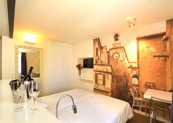 La Porta Luxury Πανσιόν