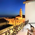 La Porta Luxury 4* Split